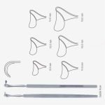 Cushing Lid Retractor